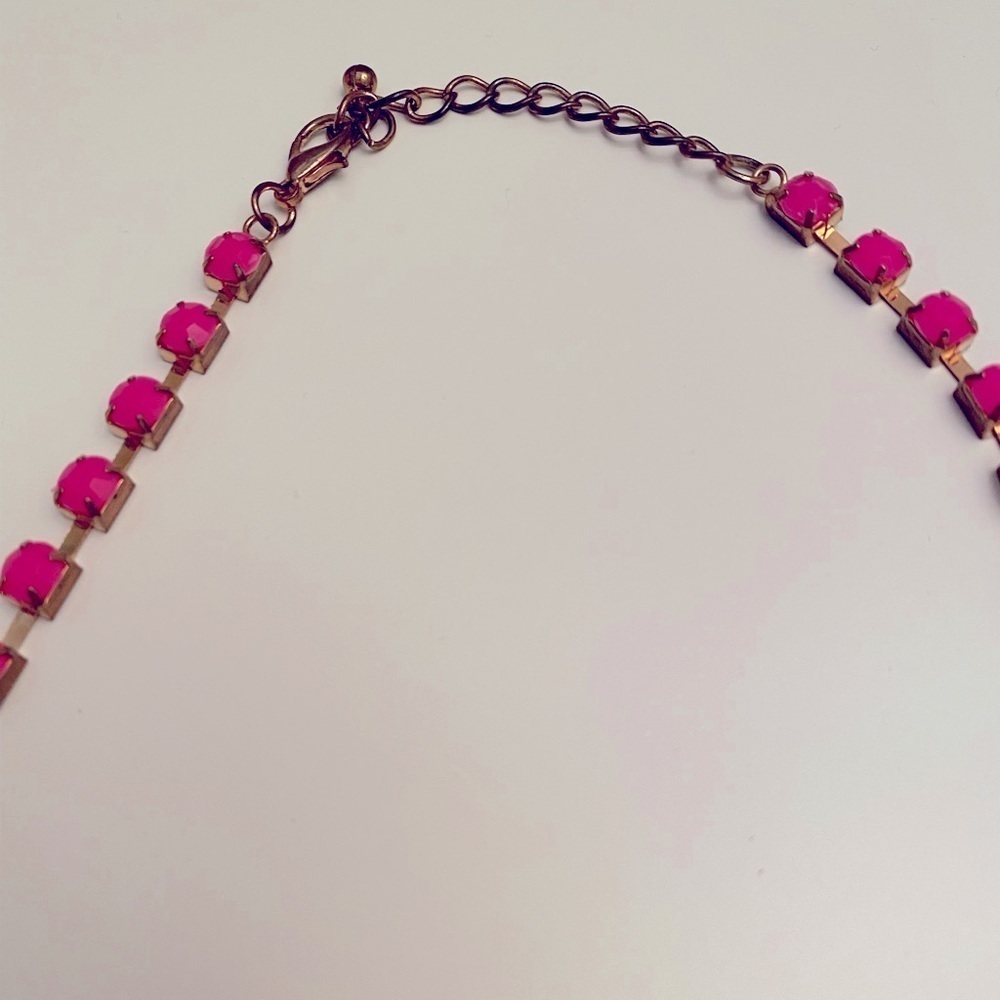 Hot pink and rhinestone necklace - Picture 4 of 7